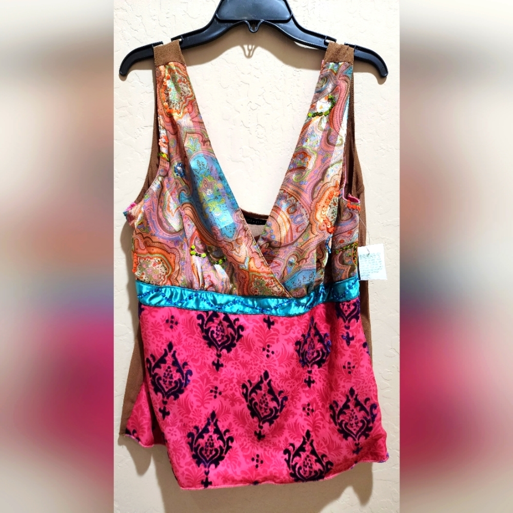 Jenni n Jess V neck Sleeveless Indie paisley damask mixed fabric print L NWT